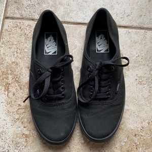 Vans Black Canvas Women’s size 6.5 - Men’s size 5